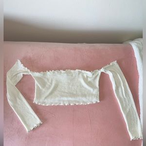 WHITE OFF THE SHOULDER WITH ATTACHED SLEEVES CROPPED